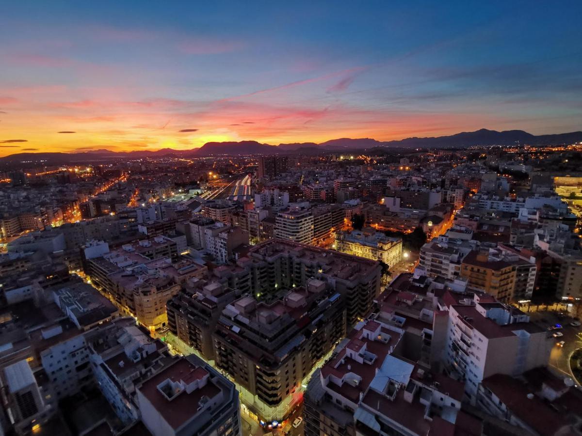 Sky Suites Alicante Eksteriør bilde