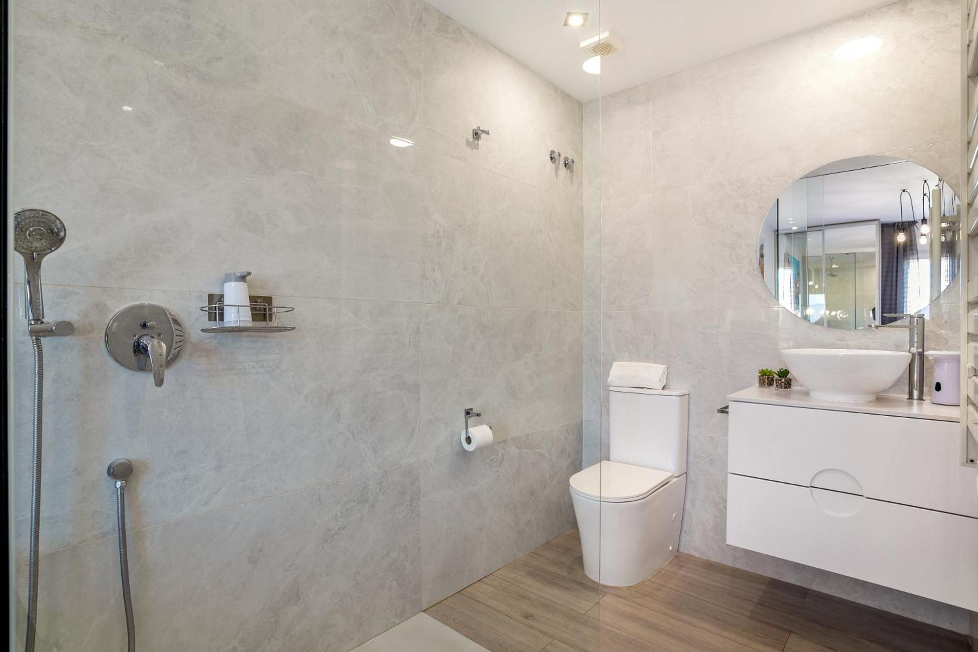 Sky Suites Alicante Eksteriør bilde