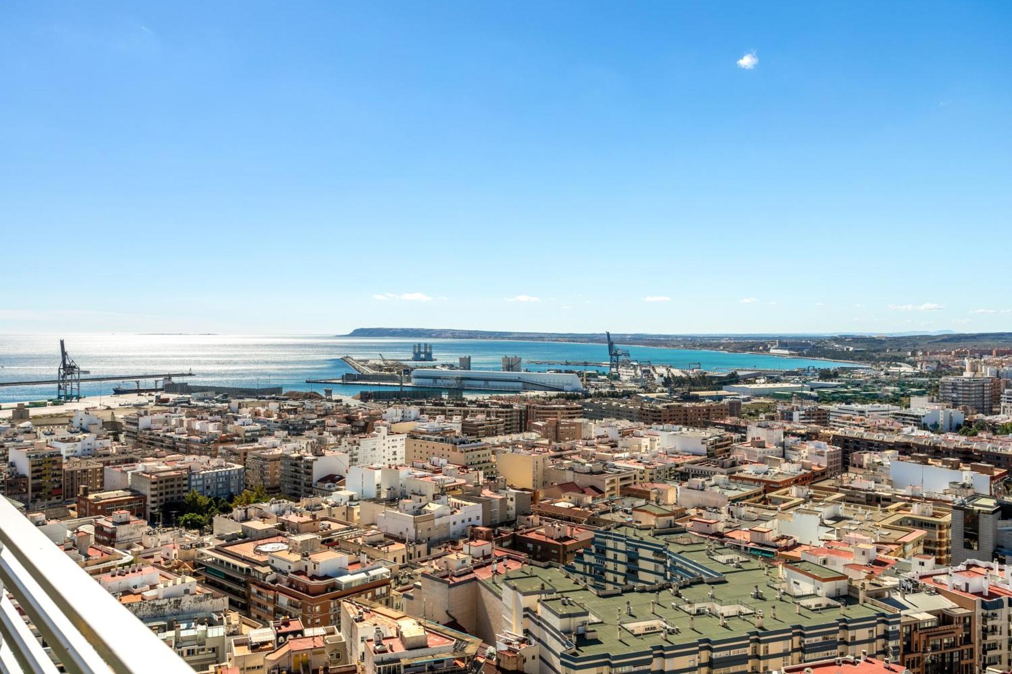 Sky Suites Alicante Eksteriør bilde